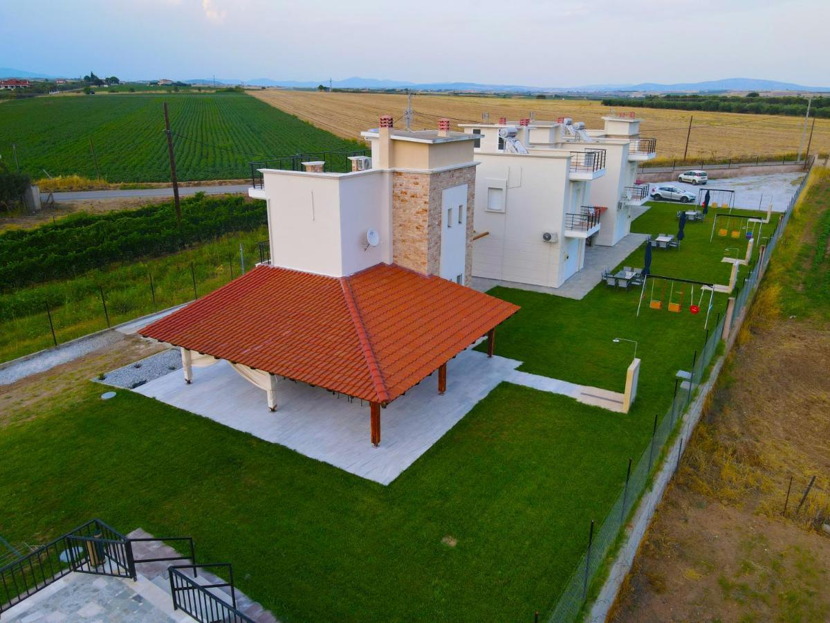 Mythic Villas Epanomi Esterno foto